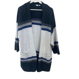 Gap size medium/large, long length cardigan, alpaca blend blue cream color block